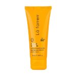 کرم ضد آفتاب و ضد لک بی رنگ لافارر مناسب پوست چرب و مستعد آکنه با SPF50