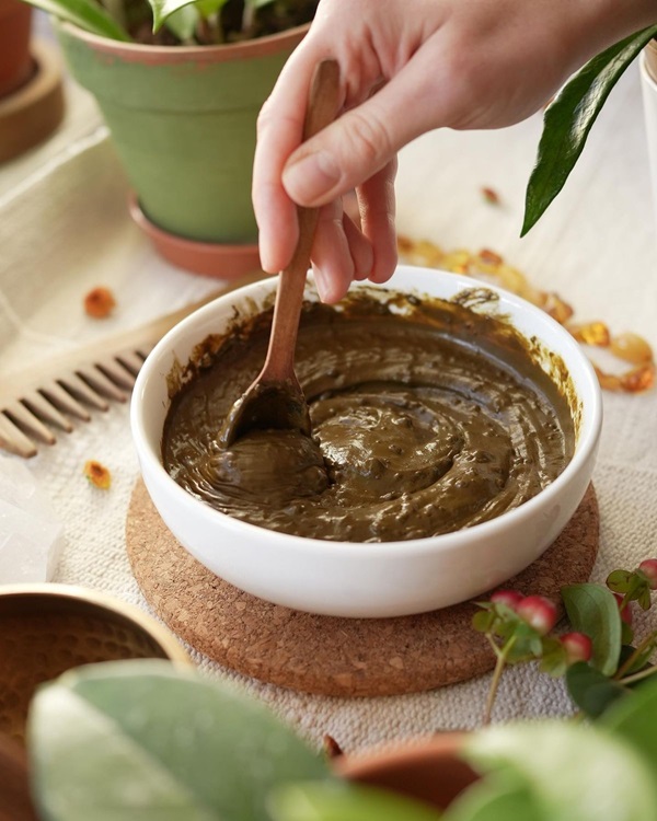 فواید حنا برای مو
