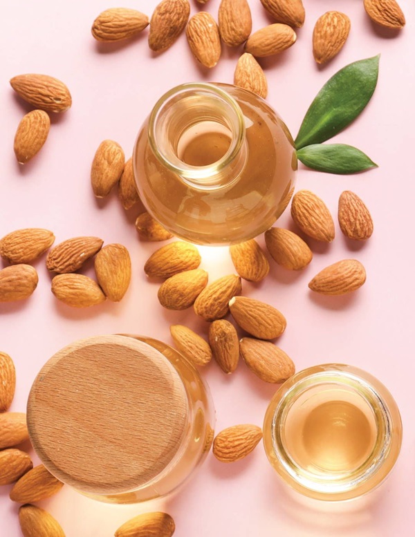 فواید روغن بادام شیرین