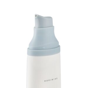 کرم ضد آفتاب بی رنگ سنتلا مدل Hyalu-Cica با SPF 50
